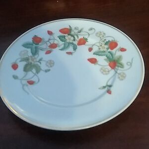 Strawberry Porcelain Luncheon Plate
